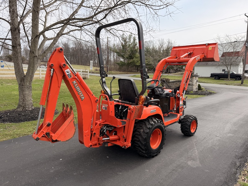 2009 Kubota BX25 Tractor Loader Backhoe - Image 12