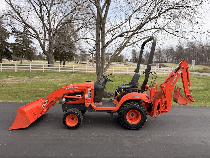 2009 Kubota BX25 Tractor Loader Backhoe - Image 16
