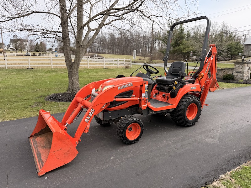 2009 Kubota BX25 Tractor Loader Backhoe - Image 17