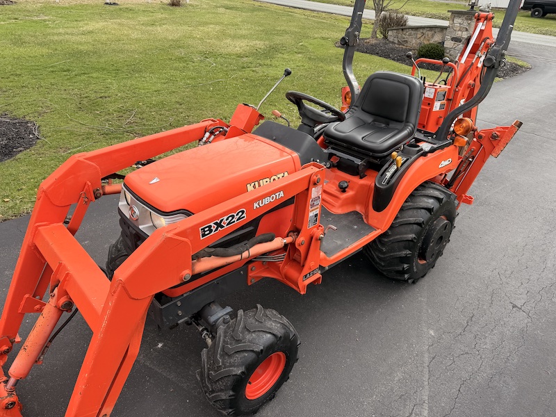 2003 Kubota BX22 Tractor Loader Backhoe - Image 16