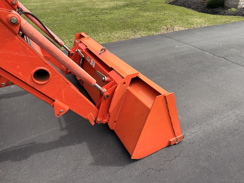 2002 Kubota Grand L3710 Tractor Loader Backhoe - Image 10