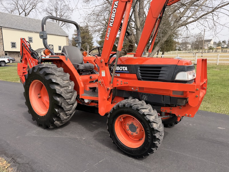 2002 Kubota Grand L3710 Tractor Loader Backhoe - Image 13
