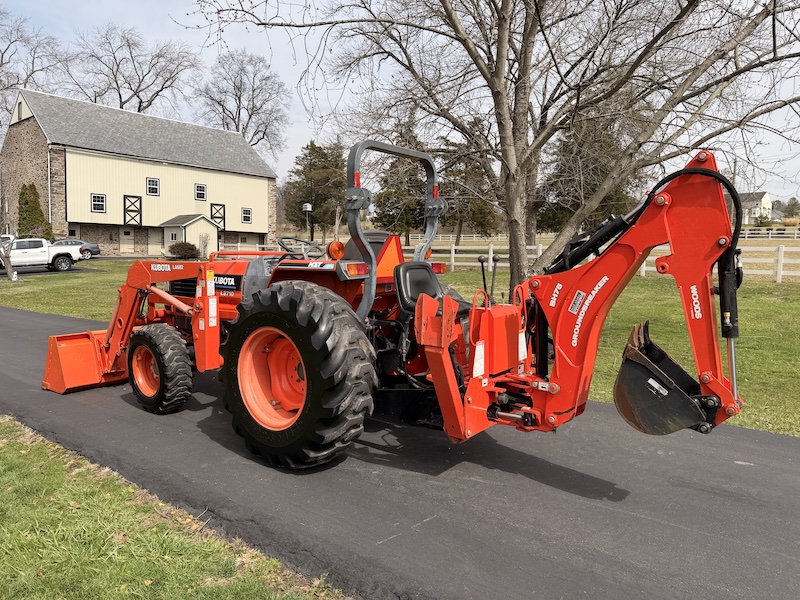 2002 Kubota Grand L3710 Tractor Loader Backhoe - Image 25