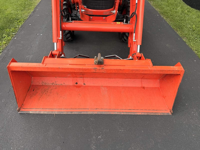 2013 Kubota L4600 Tractor Loader - Image 6