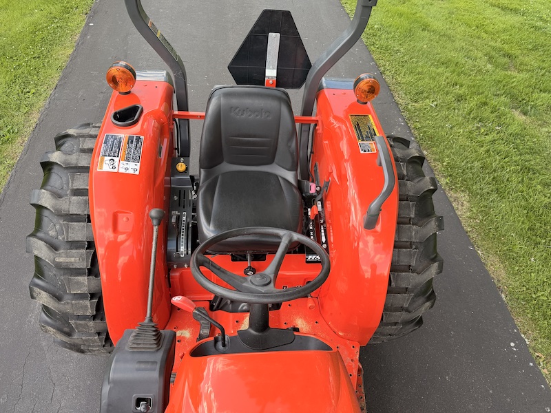 2013 Kubota L4600 Tractor Loader - Image 11
