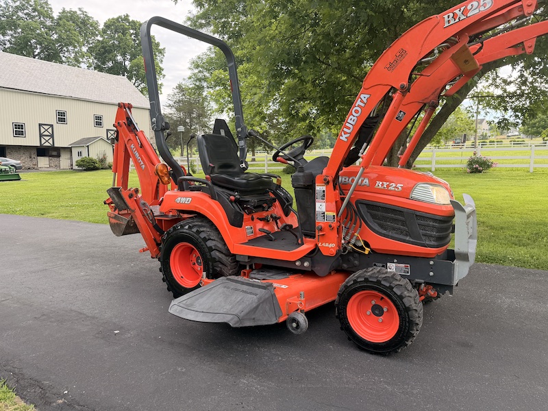 2011 Kubota BX25 Tractor Loader Mower Backhoe - Image 11