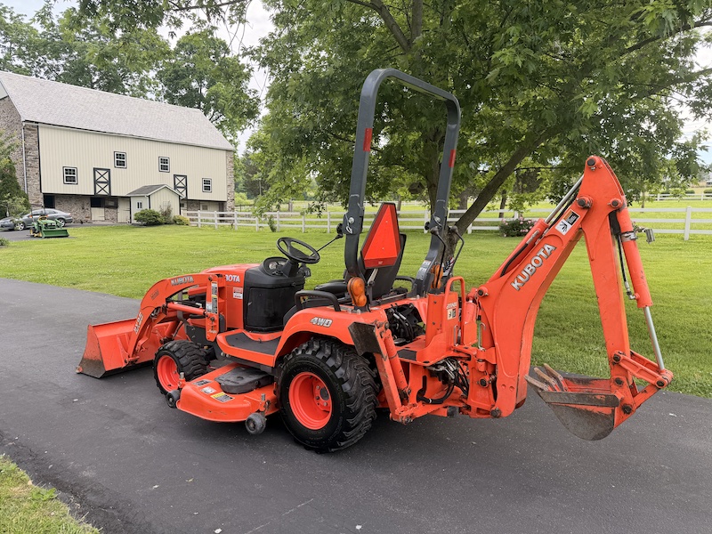 2011 Kubota BX25 Tractor Loader Mower Backhoe - Image 18