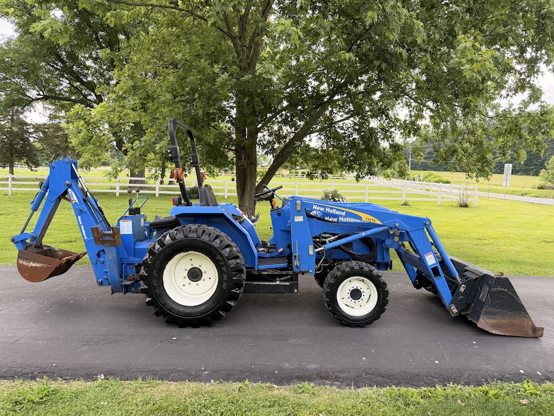 2007 New Holland T1510 Tractor Loader Backhoe
