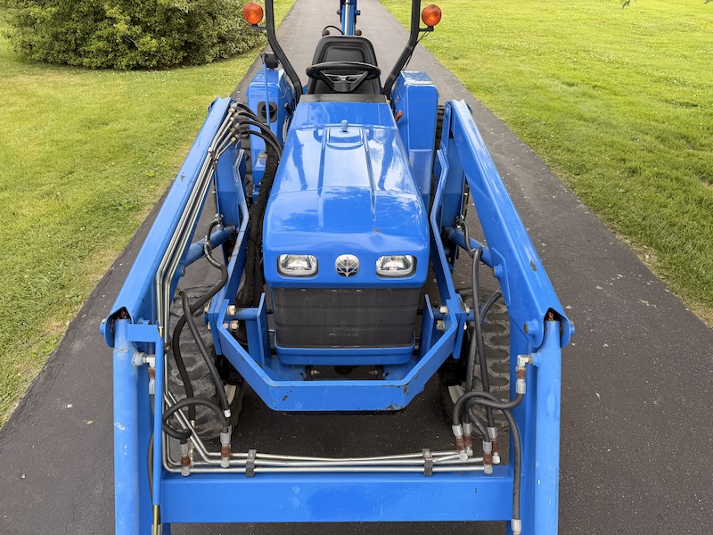 2007 New Holland T1510 Tractor Loader Backhoe - Image 7