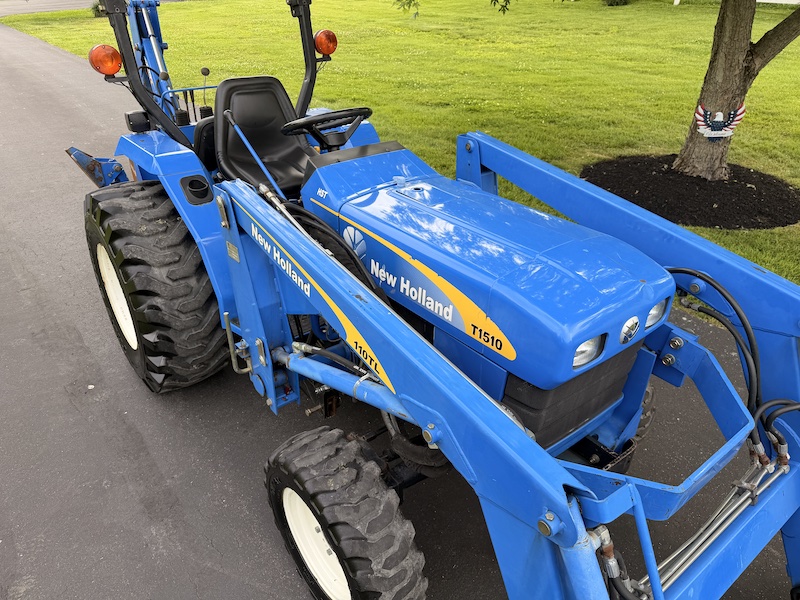 2007 New Holland T1510 Tractor Loader Backhoe - Image 8