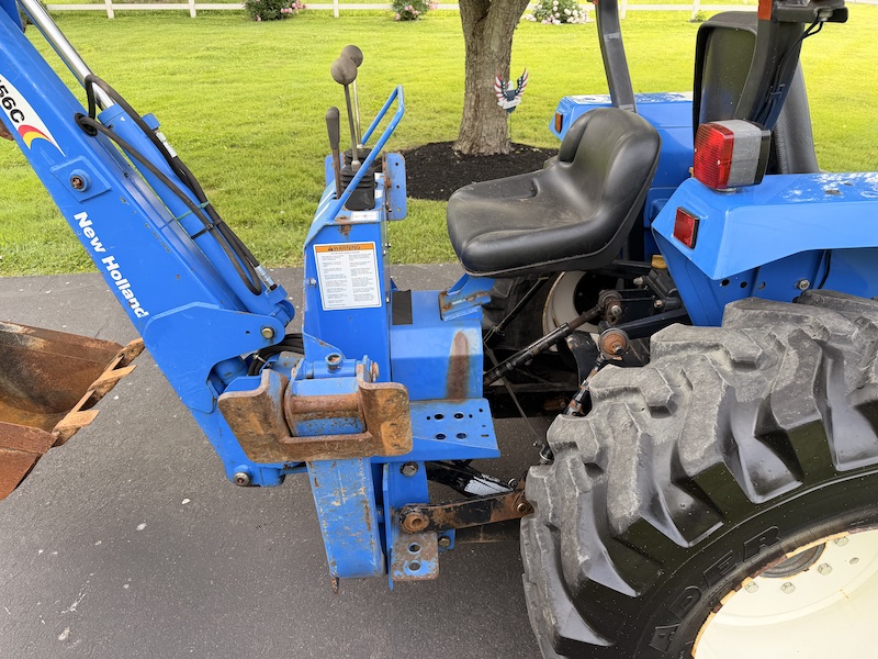 2007 New Holland T1510 Tractor Loader Backhoe - Image 16