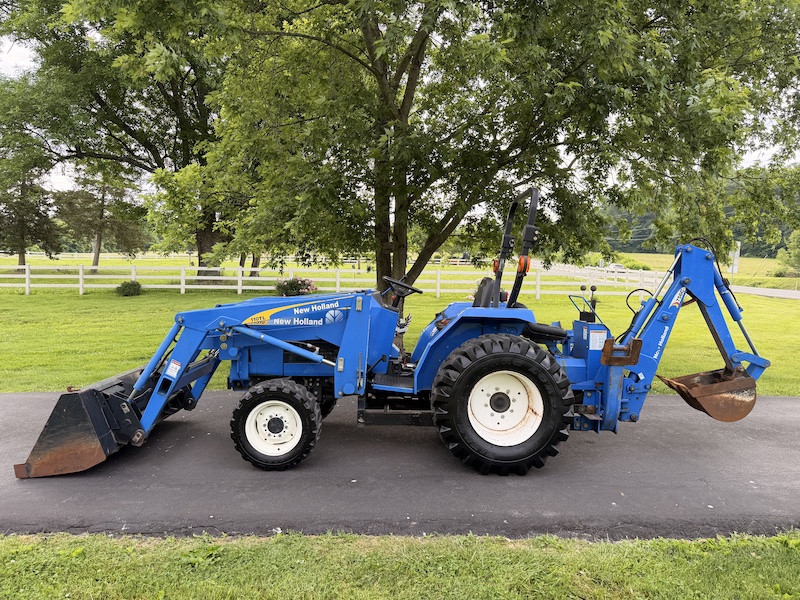 2007 New Holland T1510 Tractor Loader Backhoe - Image 17