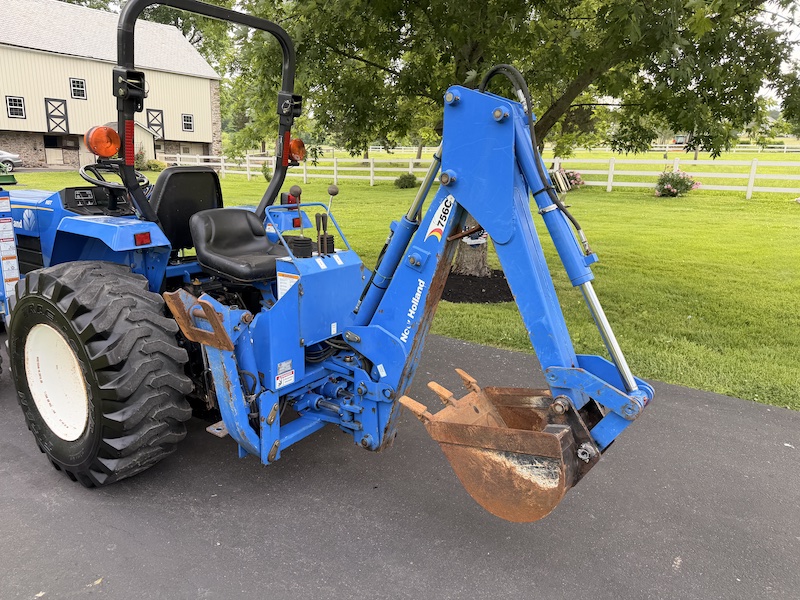 2007 New Holland T1510 Tractor Loader Backhoe - Image 23
