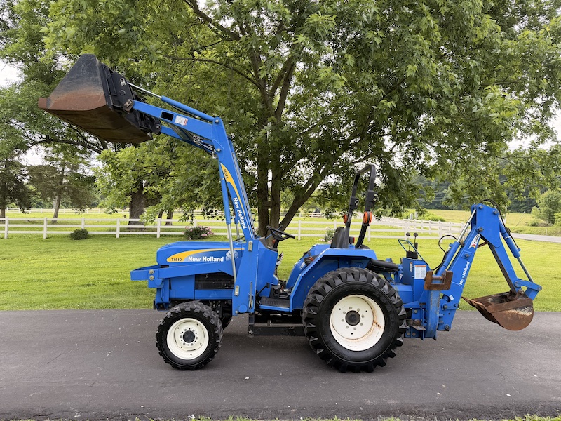 2007 New Holland T1510 Tractor Loader Backhoe - Image 25
