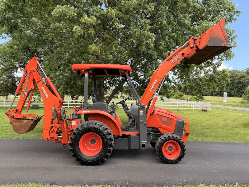 2014 Kubota L45 Commercial Tractor Loader Backhoe - Image 12