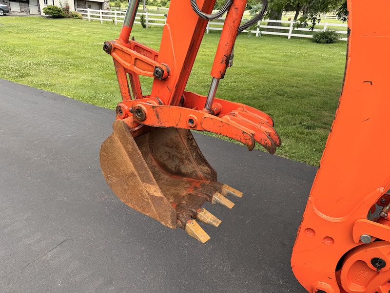 2014 Kubota L45 Commercial Tractor Loader Backhoe - Image 20