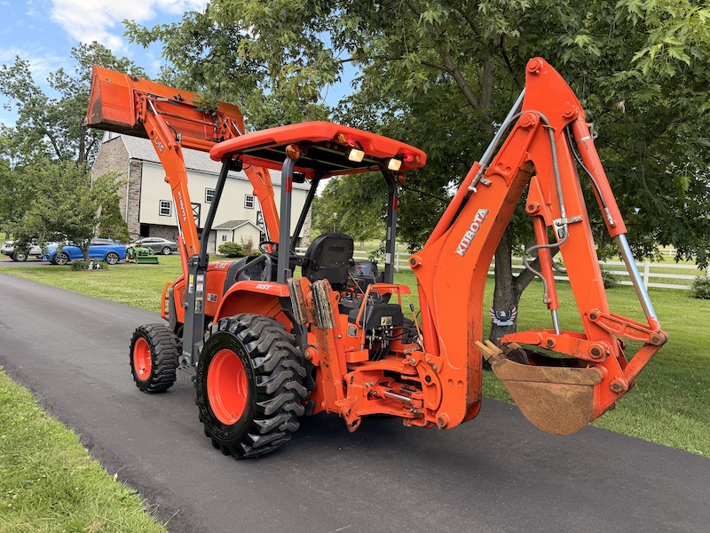 2014 Kubota L45 Commercial Tractor Loader Backhoe - Image 30