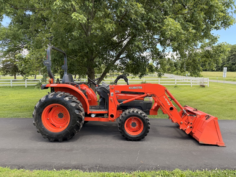 2002 Kubota Grand L3130 Tractor Loader