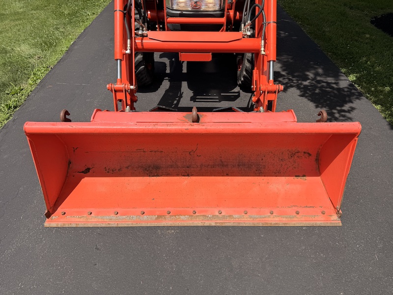 2002 Kubota Grand L3130 Tractor Loader - Image 6