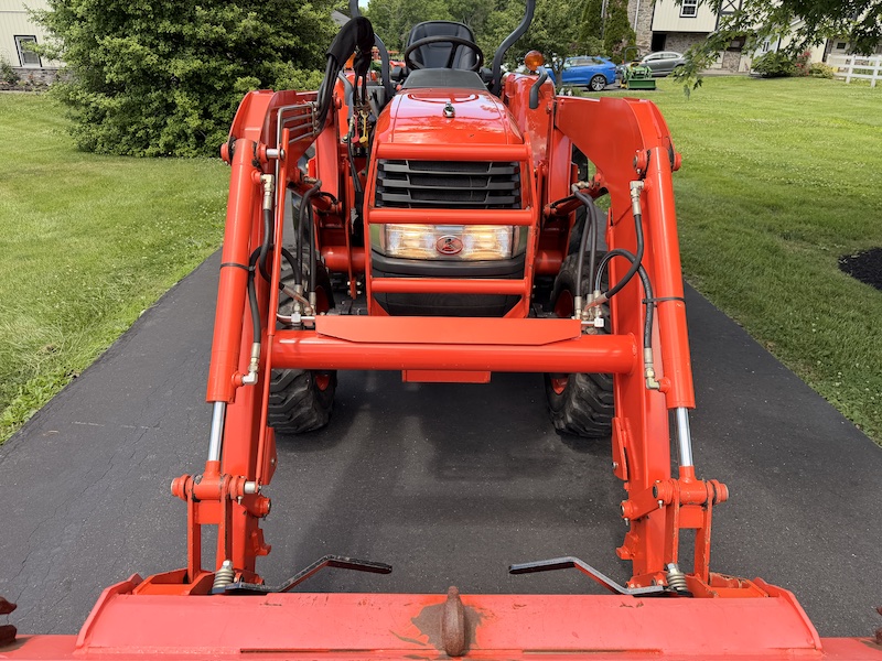2002 Kubota Grand L3130 Tractor Loader - Image 7