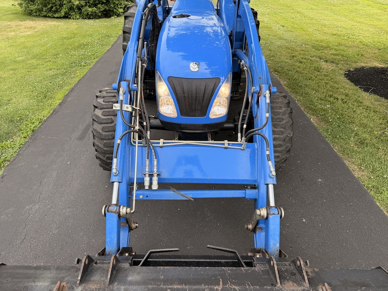 2005 New Holland TC55DA Tractor Loader Backhoe - Image 7