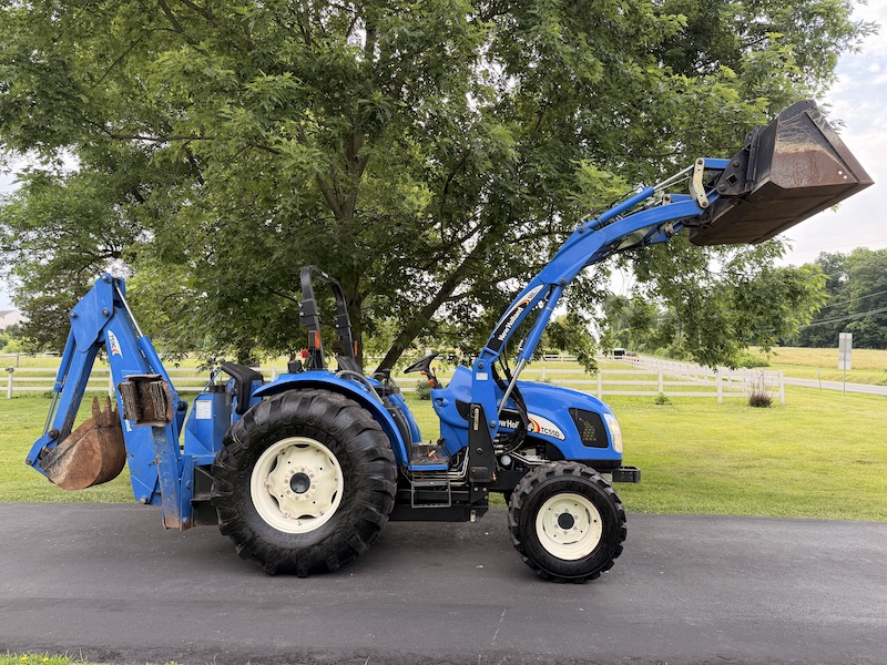 2005 New Holland TC55DA Tractor Loader Backhoe - Image 11