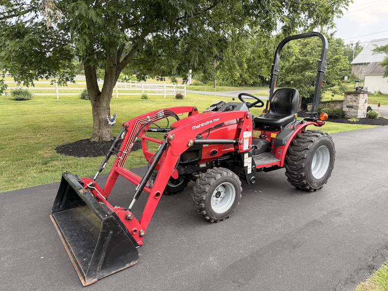 2015 Mahindra Max 26XL - Image 17