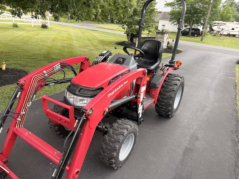 2015 Mahindra Max 26XL - Image 19