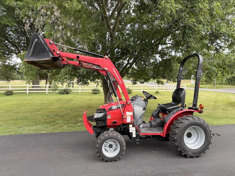 2015 Mahindra Max 26XL - Image 21