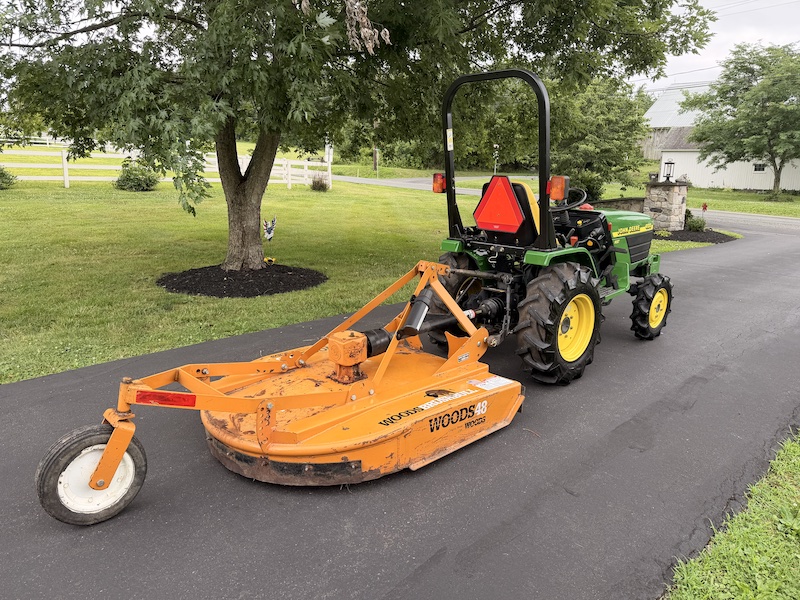 1999 John Deere 4100 Tractor Woods Mower - Image 8