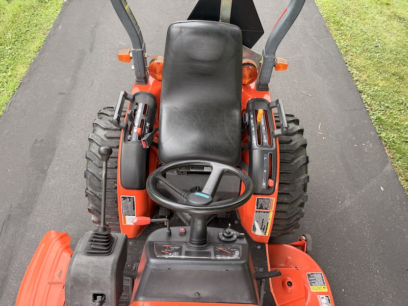 2004 Kubota B7610 Tractor Loader Mower - Image 10