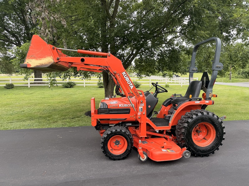 2004 Kubota B7610 Tractor Loader Mower - Image 24