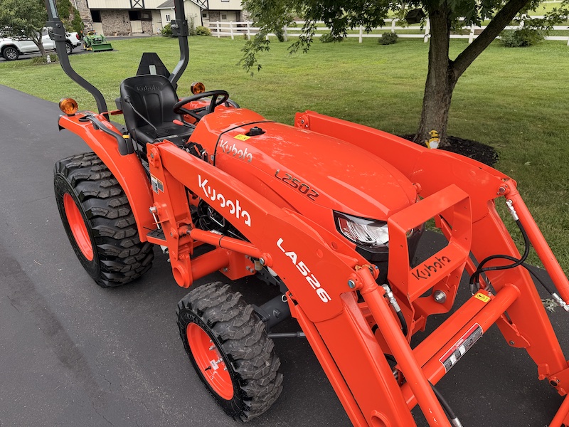 2024 Kubota L2502 Tractor Loader - Image 8