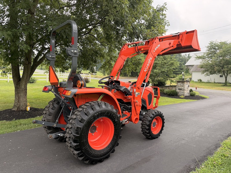 2024 Kubota L2502 Tractor Loader - Image 16