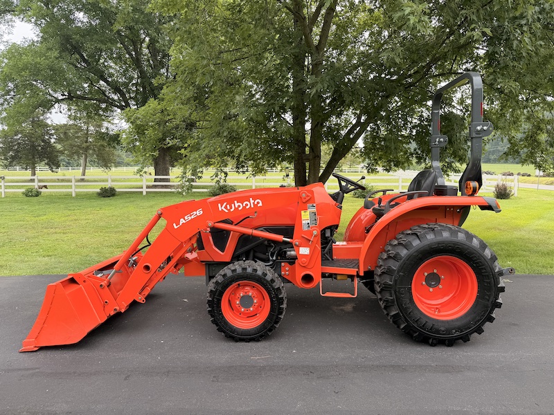 2024 Kubota L2502 Tractor Loader - Image 19