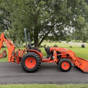 2013 Kubota B3300 Tractor Loader Backhoe
