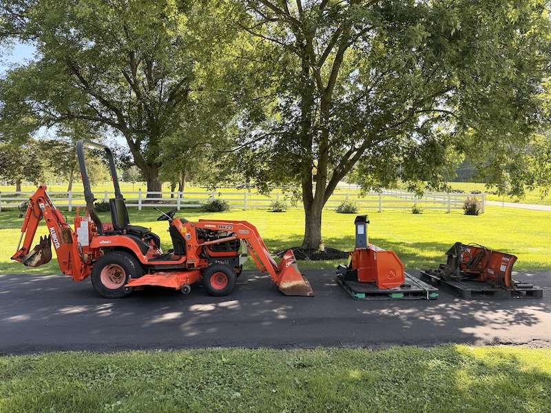 2003 Kubota BX22 Tractor Loader Backhoe Mower Snowplow Snowblower