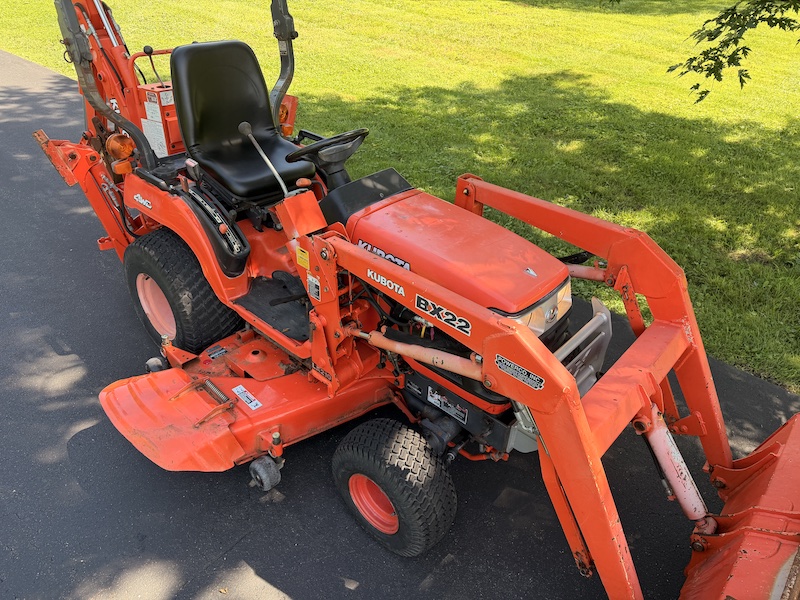 2003 Kubota BX22 Tractor Loader Backhoe Mower Snowplow Snowblower - Image 11