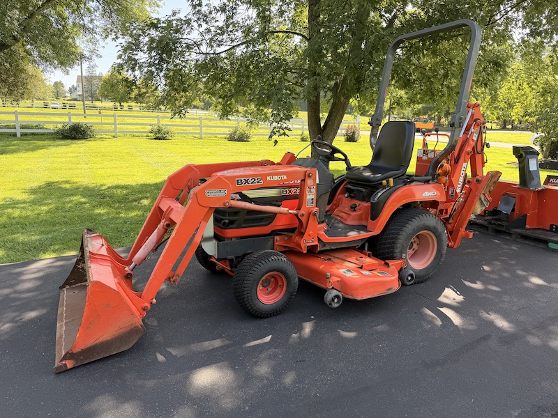 2003 Kubota BX22 Tractor Loader Backhoe Mower Snowplow Snowblower - Image 13