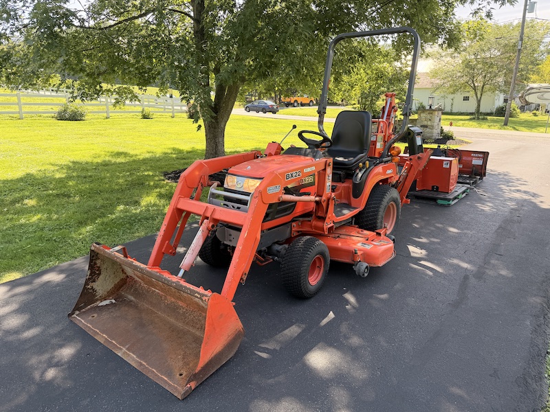 2003 Kubota BX22 Tractor Loader Backhoe Mower Snowplow Snowblower - Image 14