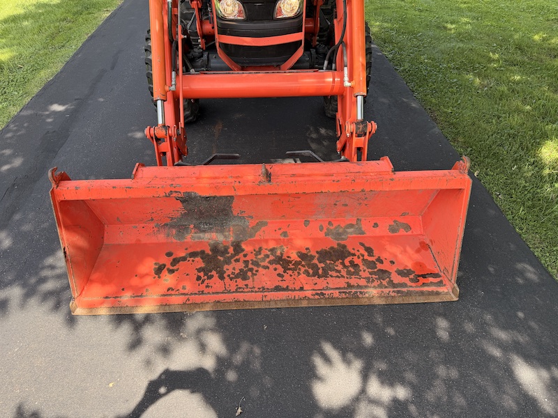 2009 Kubota Grand L5740 Tractor Loader Cab - Image 7