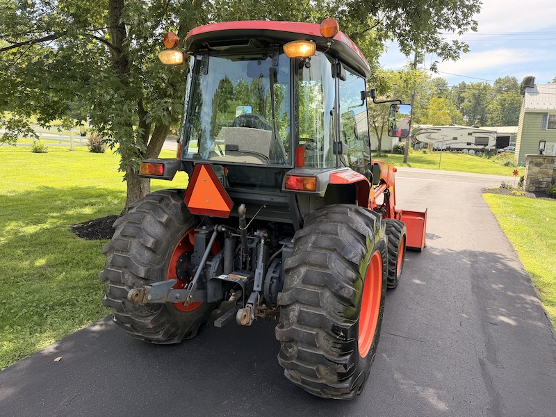 2009 Kubota Grand L5740 Tractor Loader Cab - Image 12