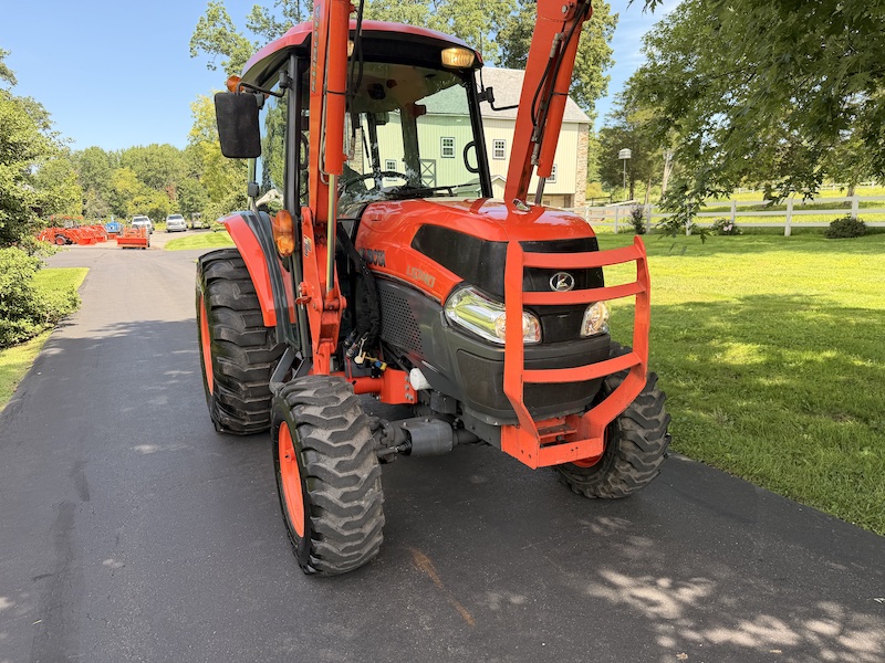 2009 Kubota Grand L5740 Tractor Loader Cab - Image 17