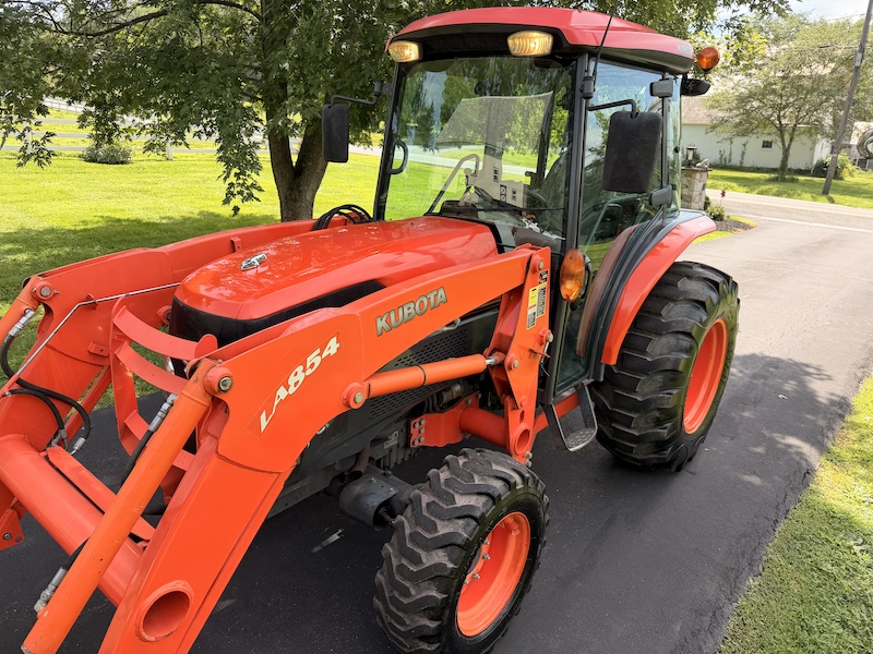 2009 Kubota Grand L5740 Tractor Loader Cab - Image 37