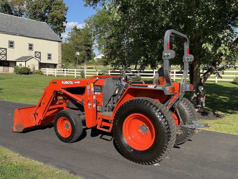 2002 Kubota Grand L3010 Tractor Loader - Image 16