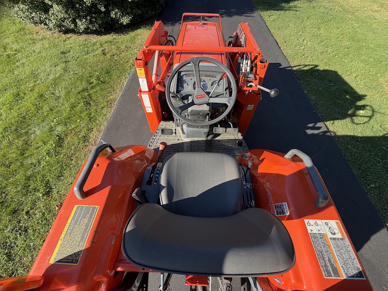 2001 Kubota Grand L3010 Tractor Loader - Image 20