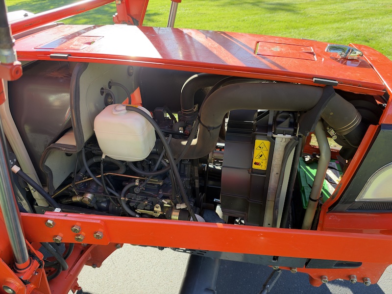 2001 Kubota Grand L3010 Tractor Loader - Image 24