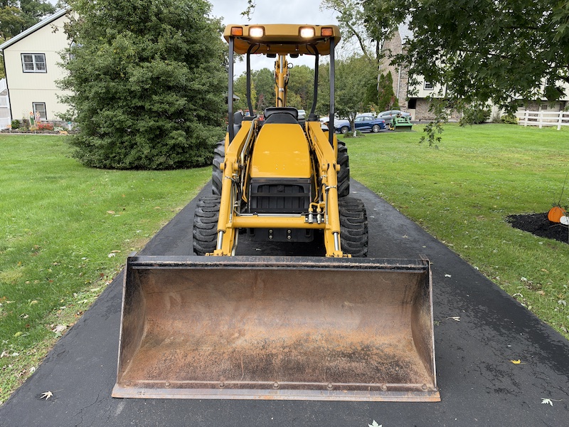 2004 John Deere 110 Tractor Loader Backhoe - Image 5