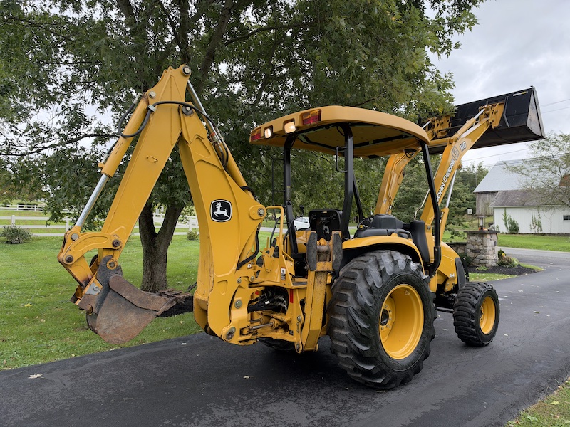 2004 John Deere 110 Tractor Loader Backhoe - Image 14