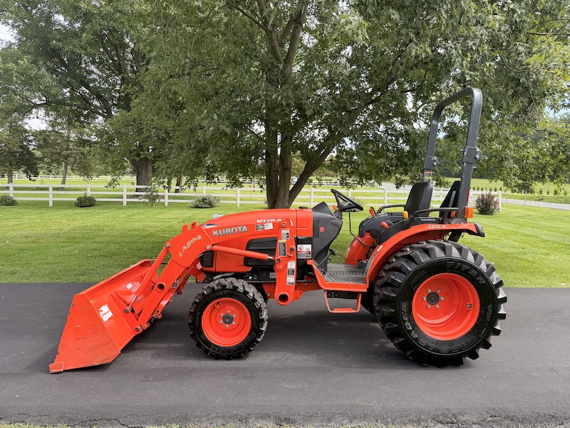 2013 Kubota B3300 Tractor Loader - Image 16